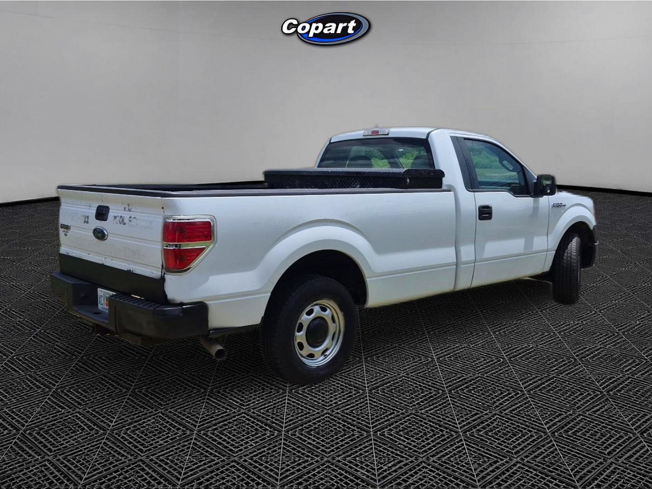 2014 Ford F150 - Фото 4