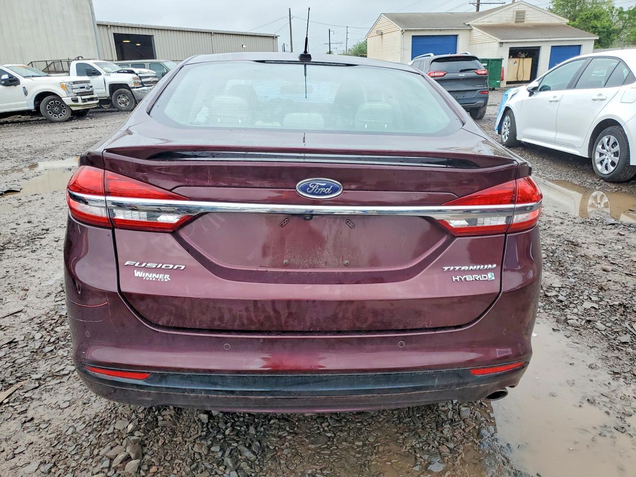 2017 Ford Fusion Titanium Hev - Image 6