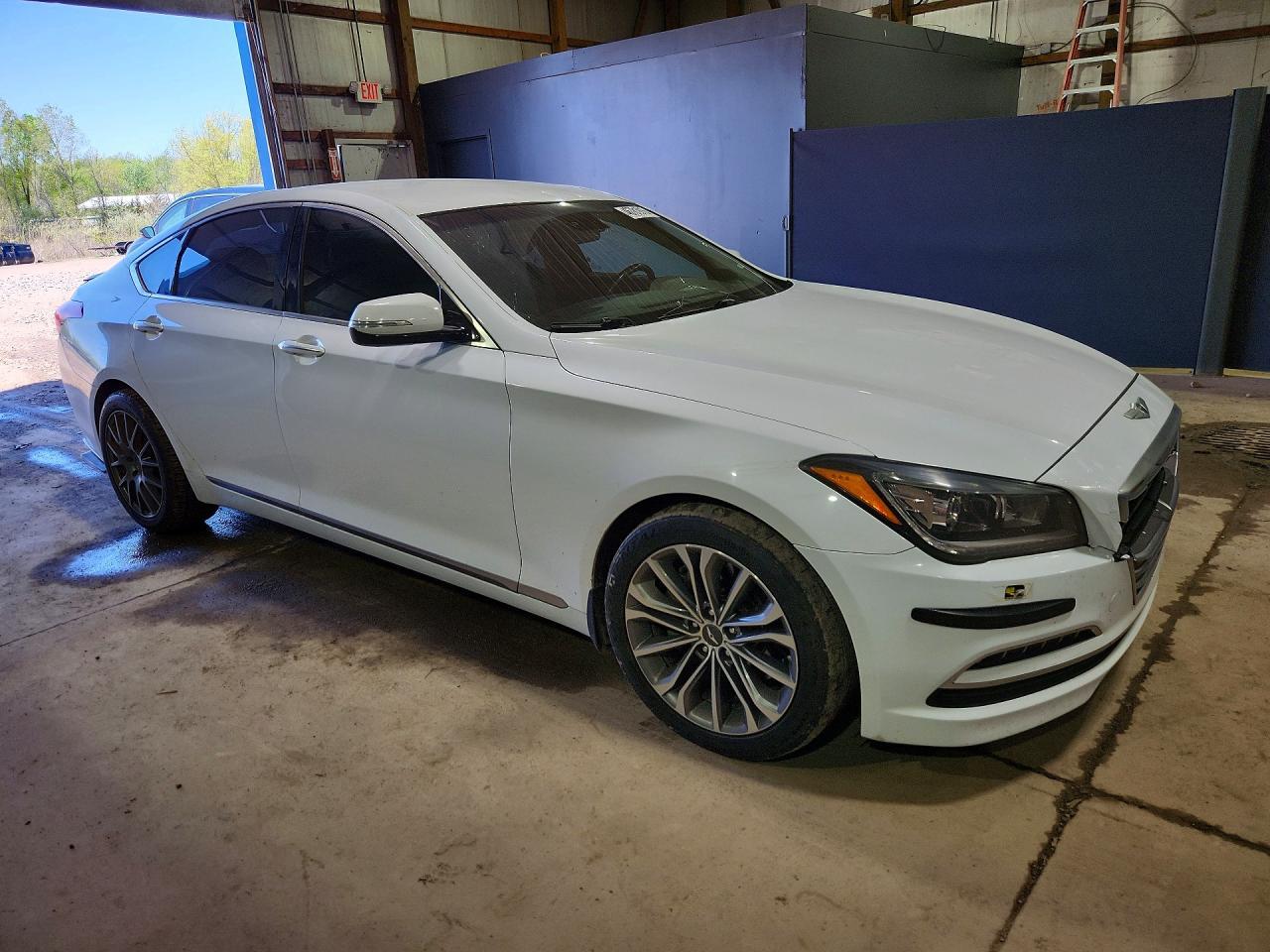 2015 Hyundai Genesis 3.8L - Фото 4