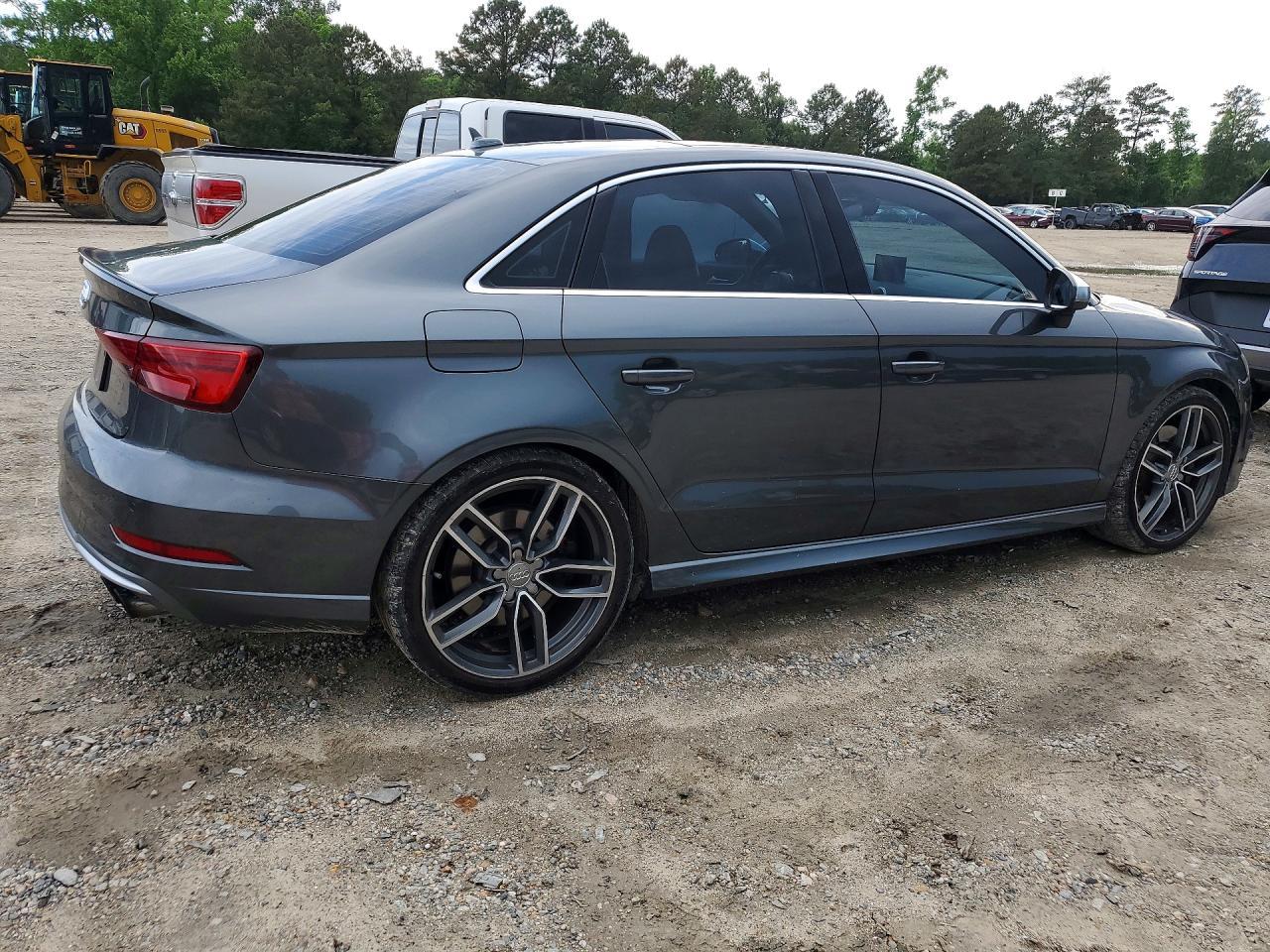 2017 Audi S3 Premium Plus - Фото 3