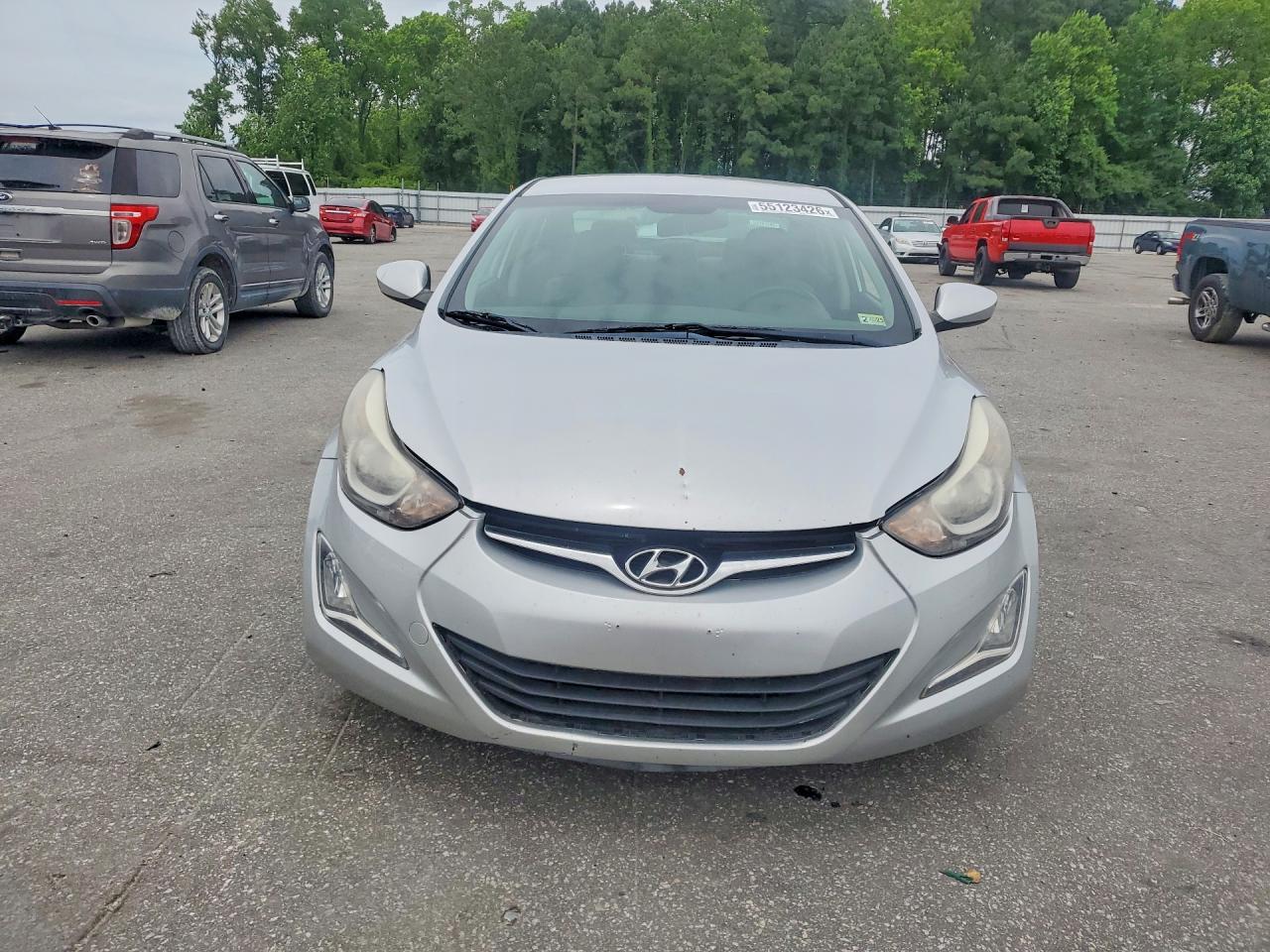 2014 Hyundai Elantra Se - Image 5