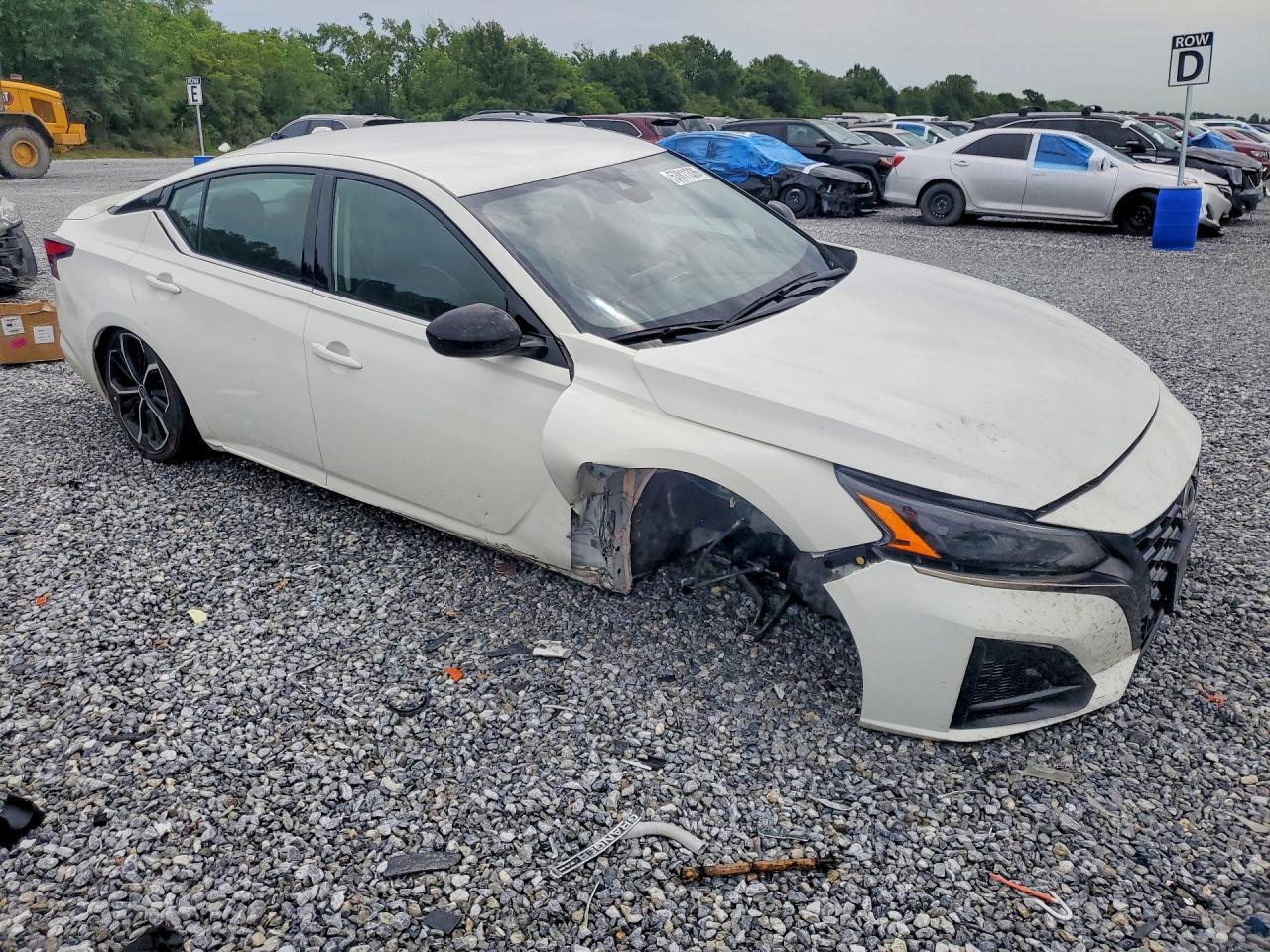2024 Nissan Altima Sr - Image 4