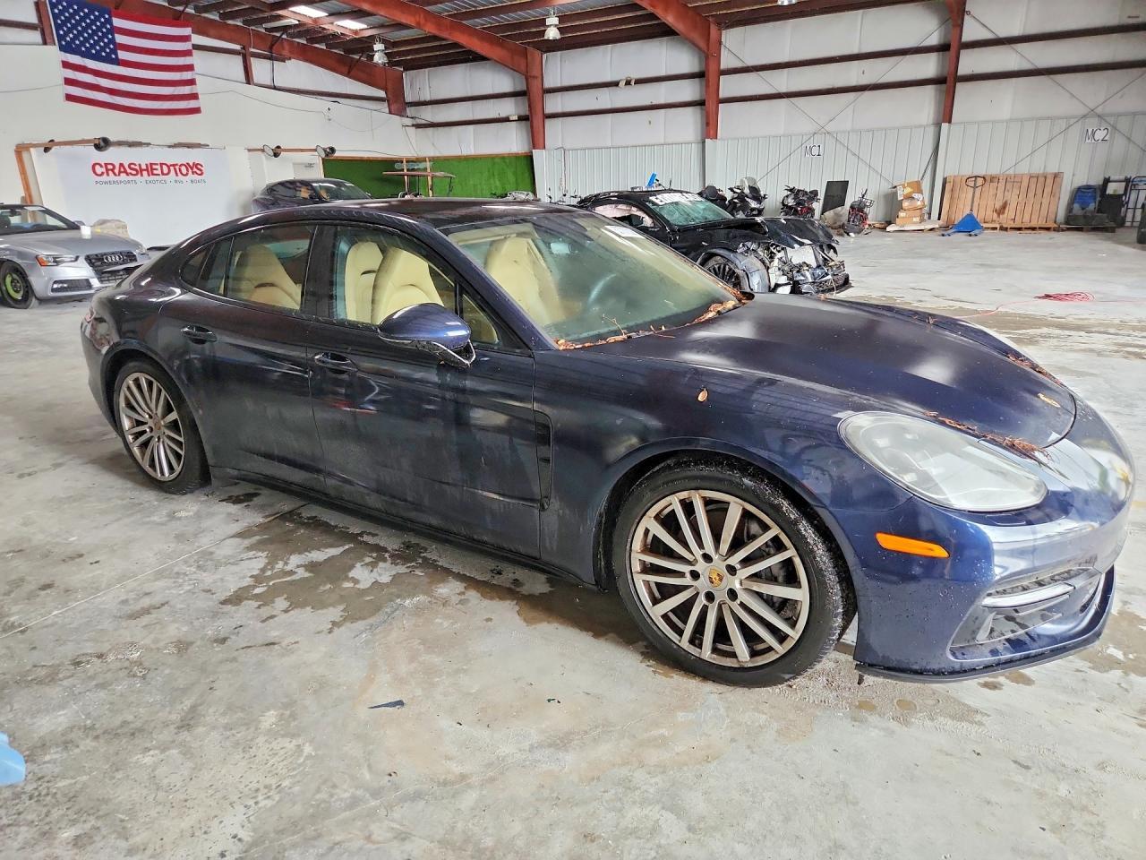 2018 Porsche Panamera 4 - Фото 4