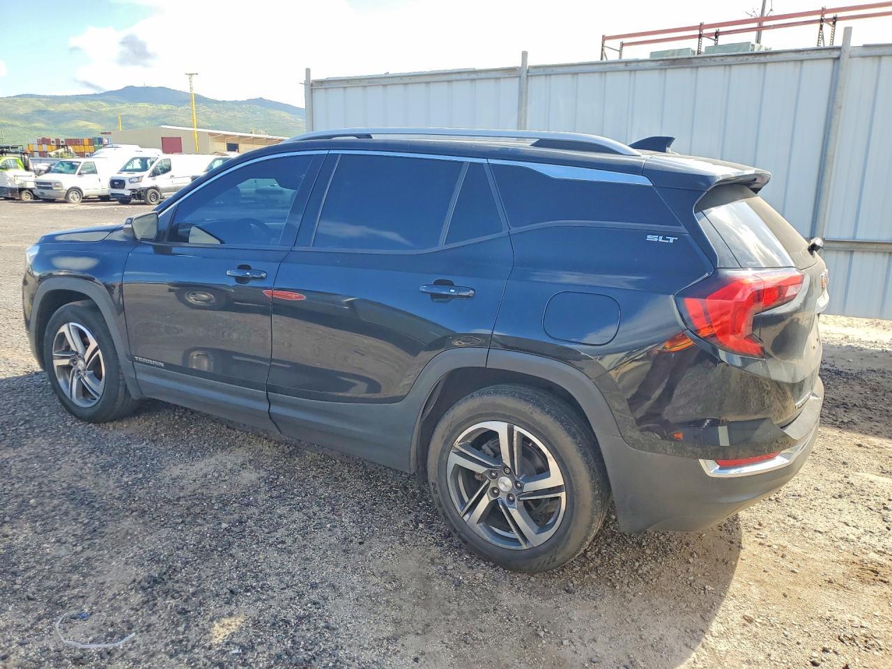 2020 GMC Terrain Slt - Image 2