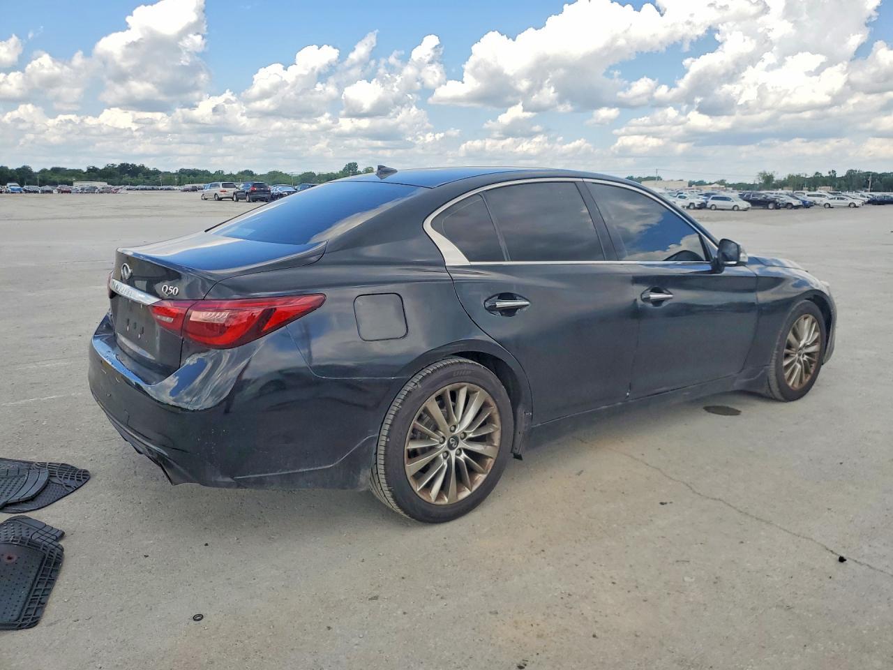 2019 Infiniti Q50 3.0T Luxe - Image 3