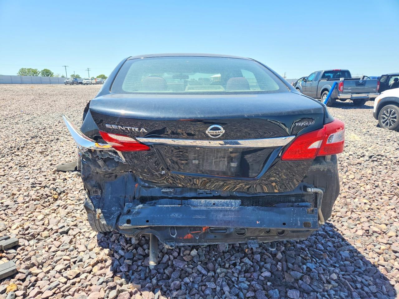 2017 Nissan Sentra - Image 6