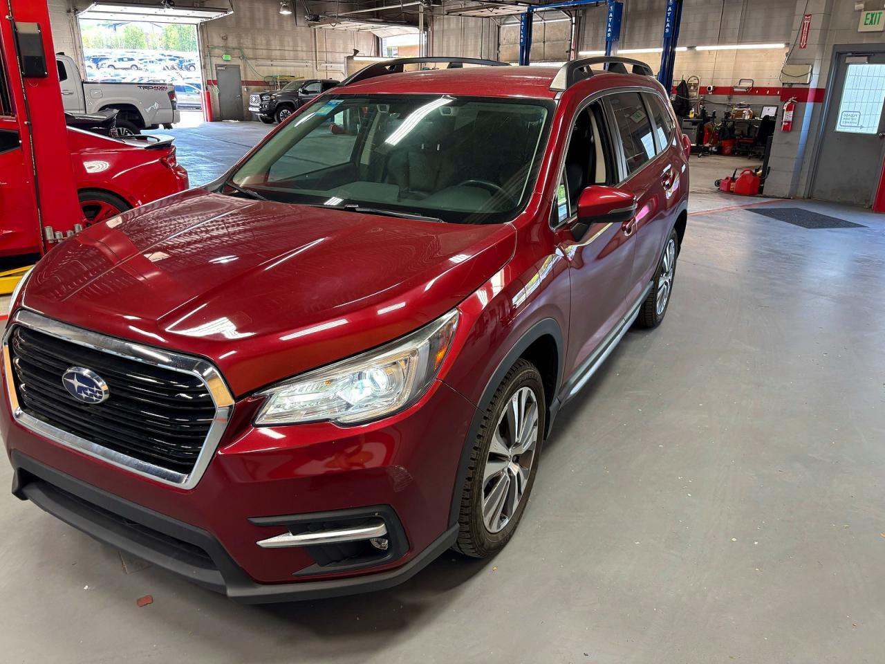 2022 Subaru Ascent Limited - Image 2