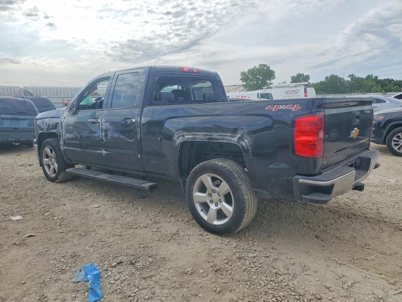 2015 Chevrolet Silverado K1500 - Фото 2