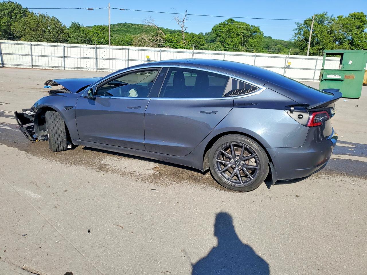 2018 Tesla Model 3 - Фото 2