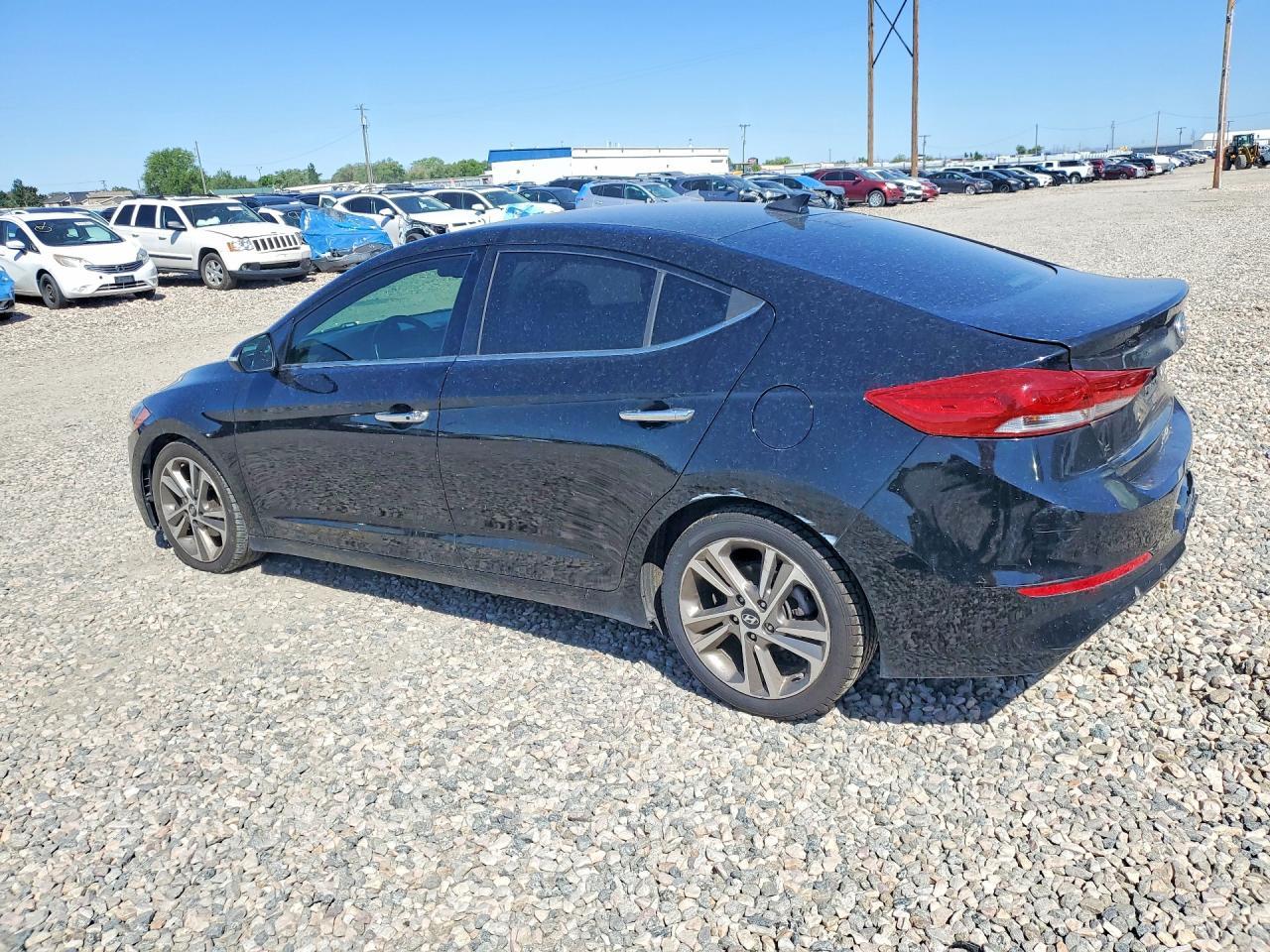 2017 Hyundai Elantra Limited - Image 2