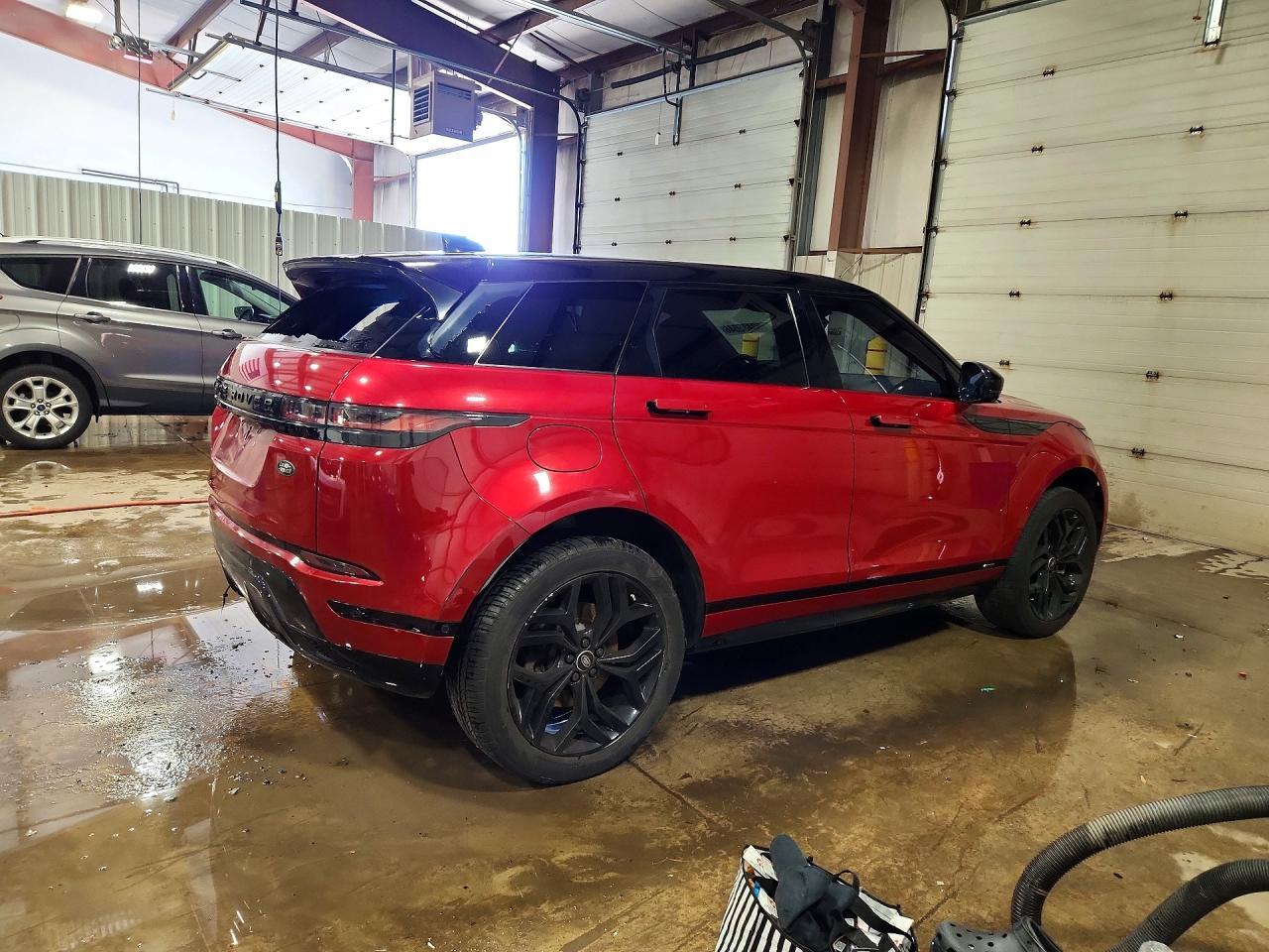 2021 Land Rover Range Rover Evoque R-Dynamic S - Фото 3