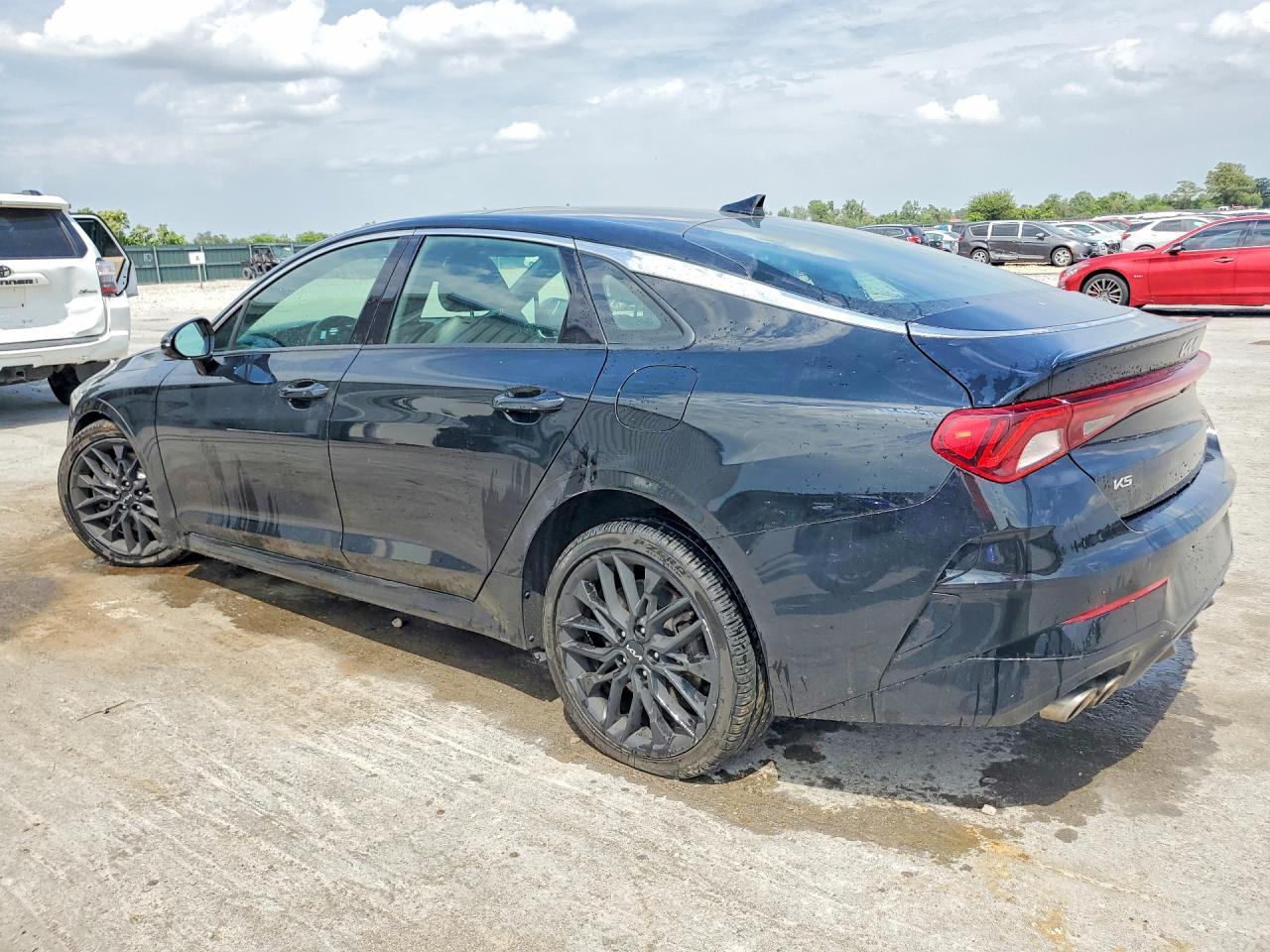 2024 Kia K5 Gt - Фото 2