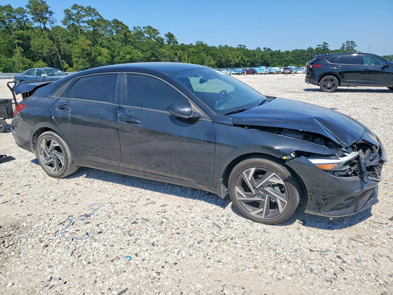 2025 Hyundai Elantra Hybrid Sel Sport - Image 4