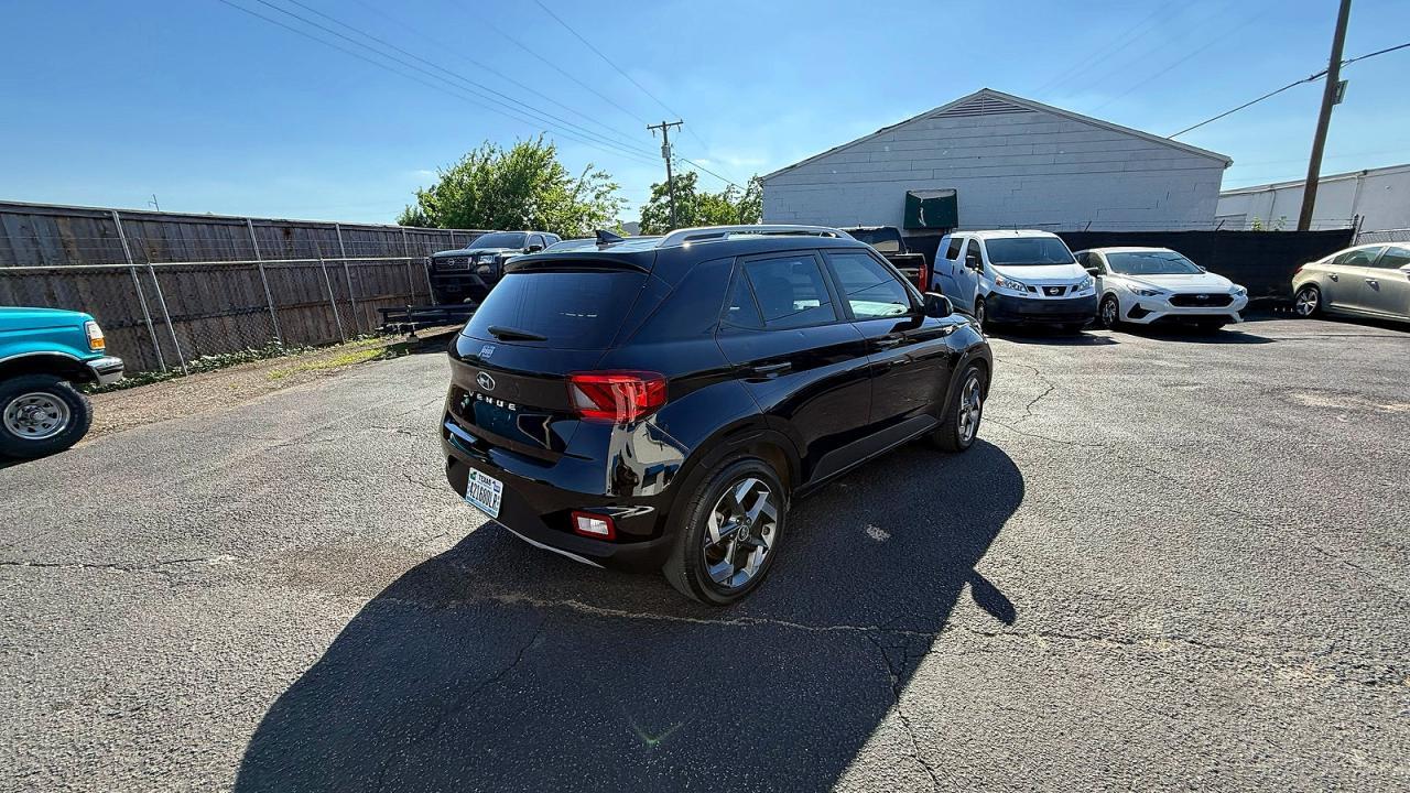 2022 Hyundai Venue Sel - Фото 4