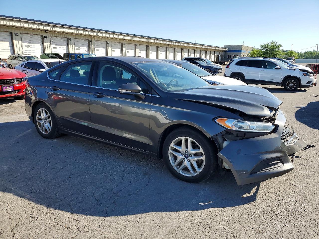 2016 Ford Fusion Se - Фото 4