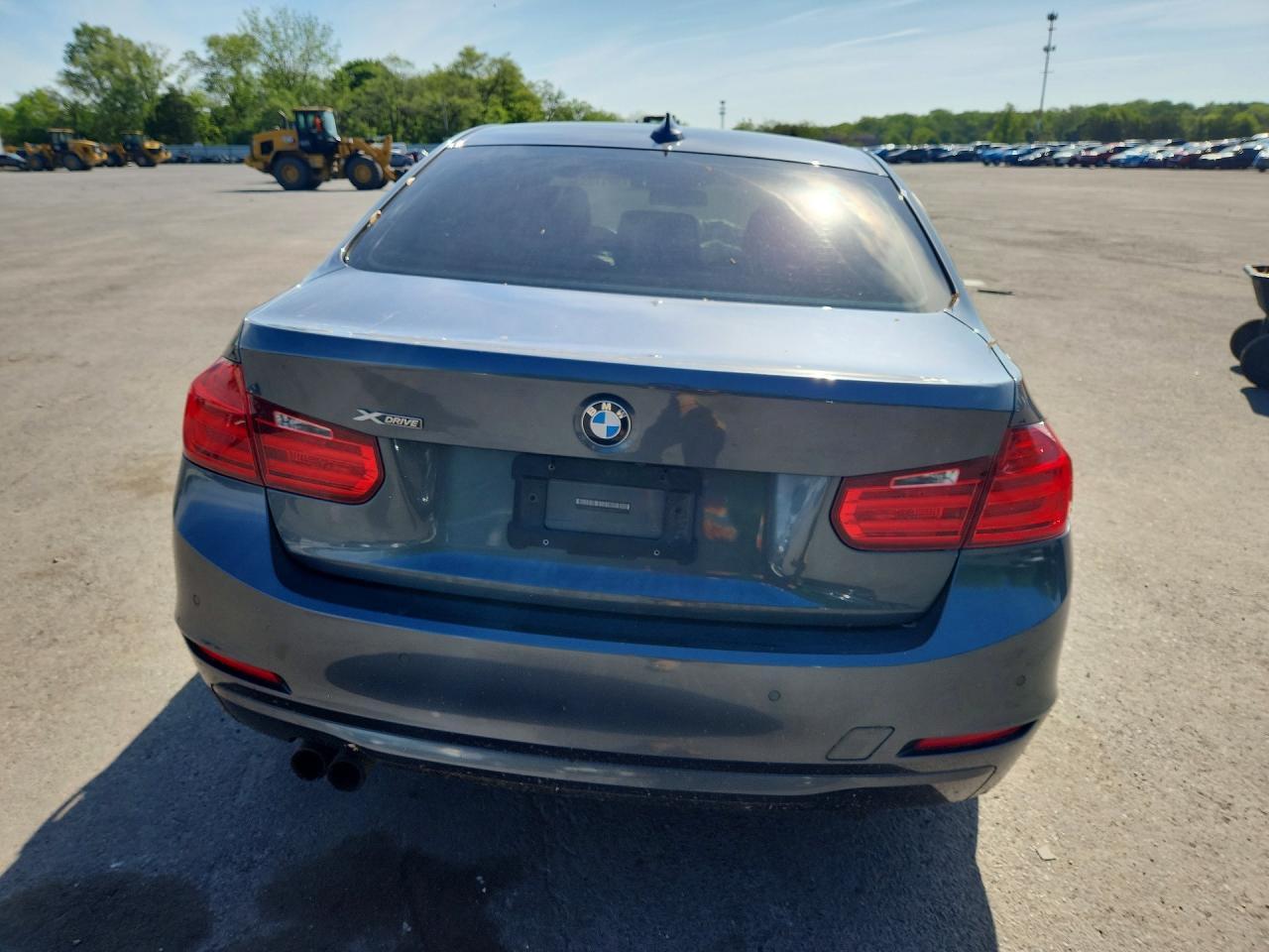 2015 BMW 328 Xi - Image 6