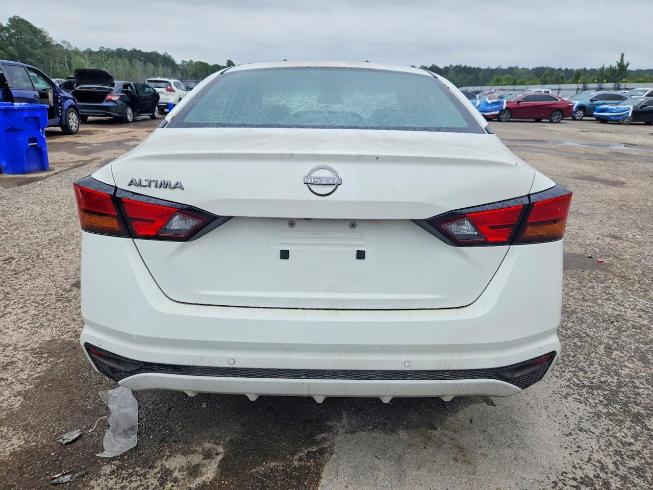 2023 Nissan Altima S - Image 6