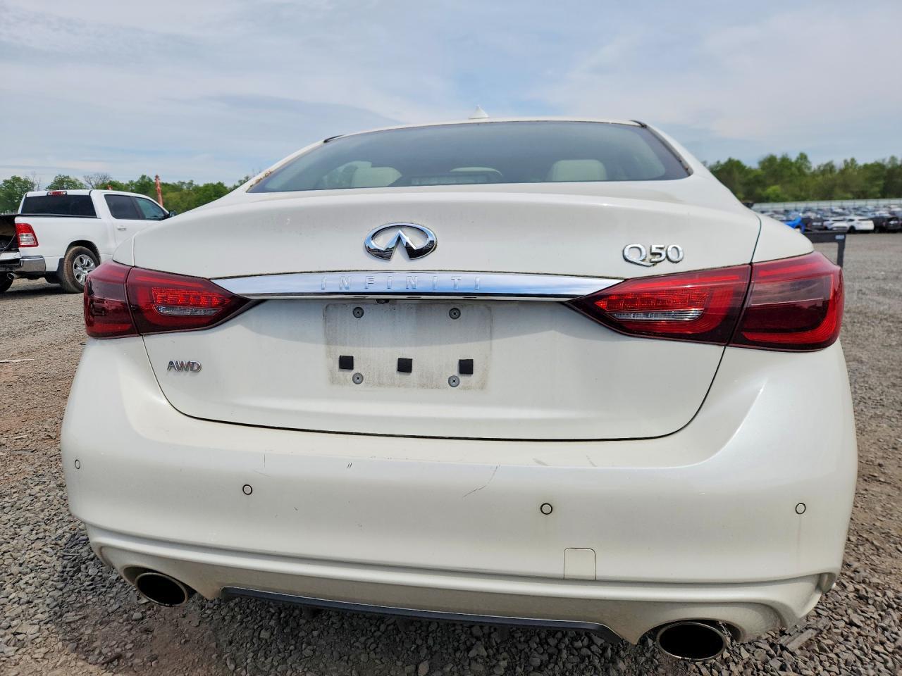 2020 Infiniti Q50 3.0T Luxe - Фото 6