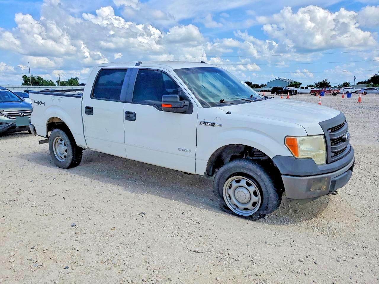 2013 Ford F150 Supercrew - Image 4