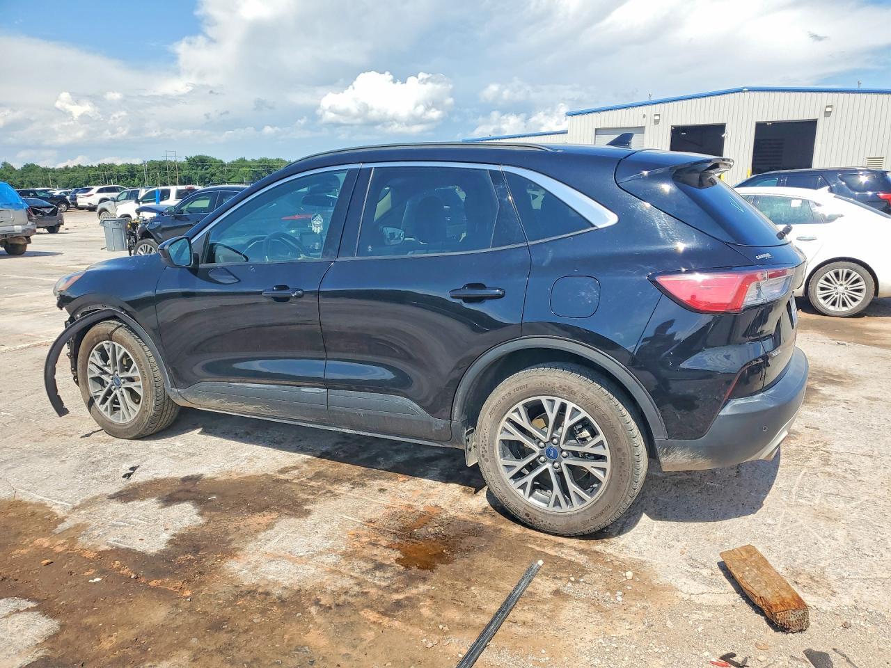2020 Ford Escape Sel - Фото 2