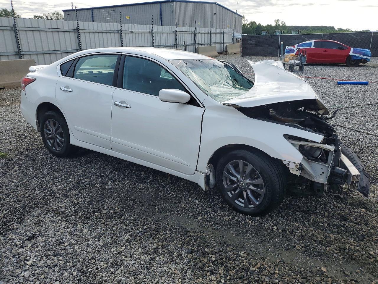2015 Nissan Altima 2.5 S - Image 4