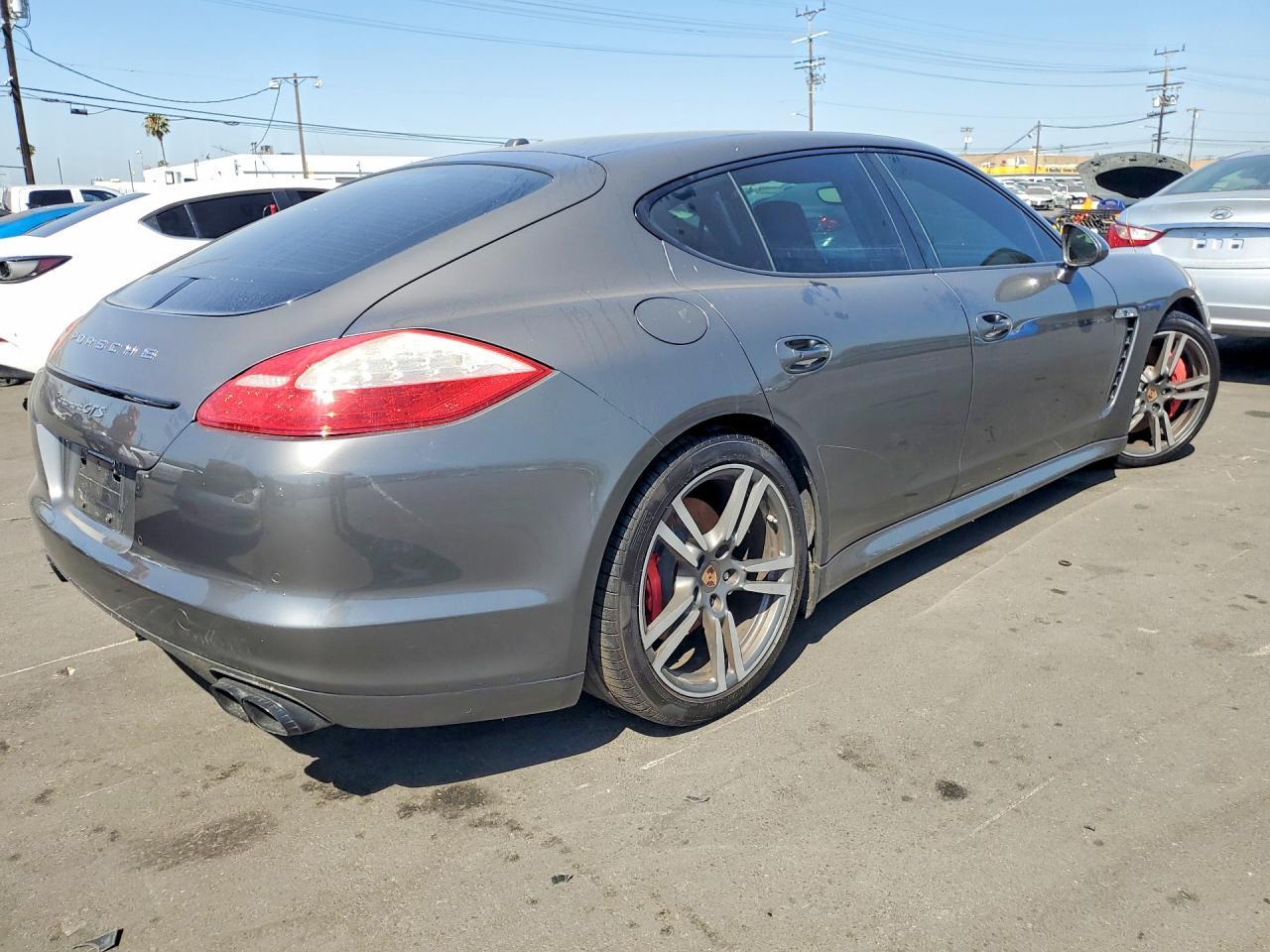 2013 Porsche Panamera Gts - Фото 3