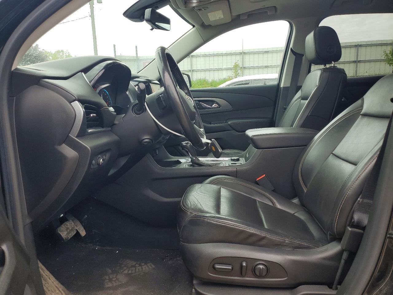 2018 Chevrolet Traverse Premier - Image 7