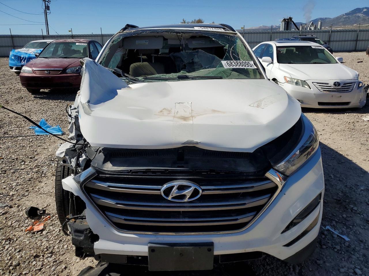 2016 Hyundai Tucson Limited - Image 5