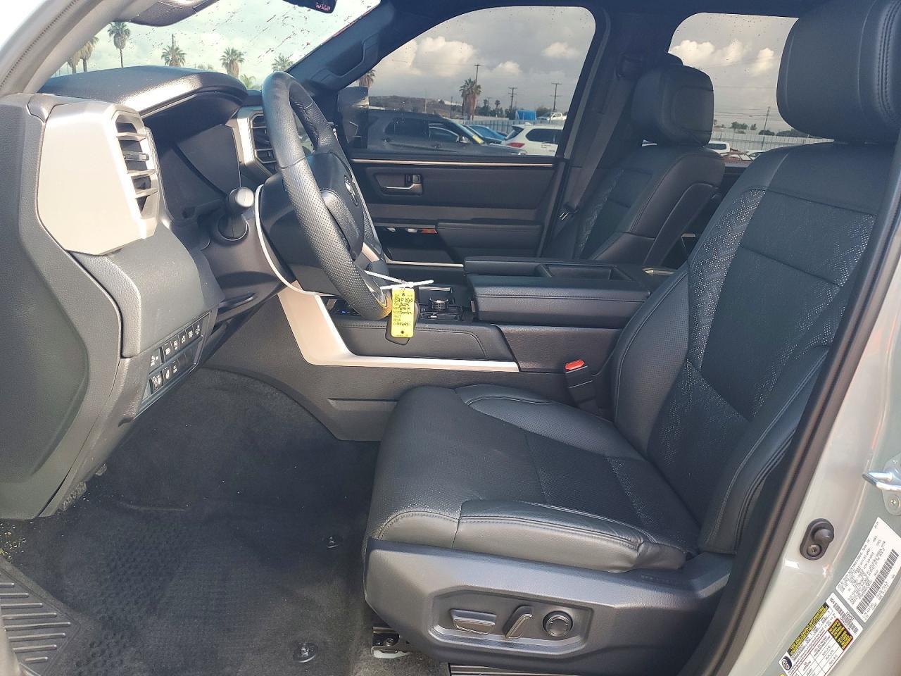 2025 Toyota Tundra Limited - Фото 7