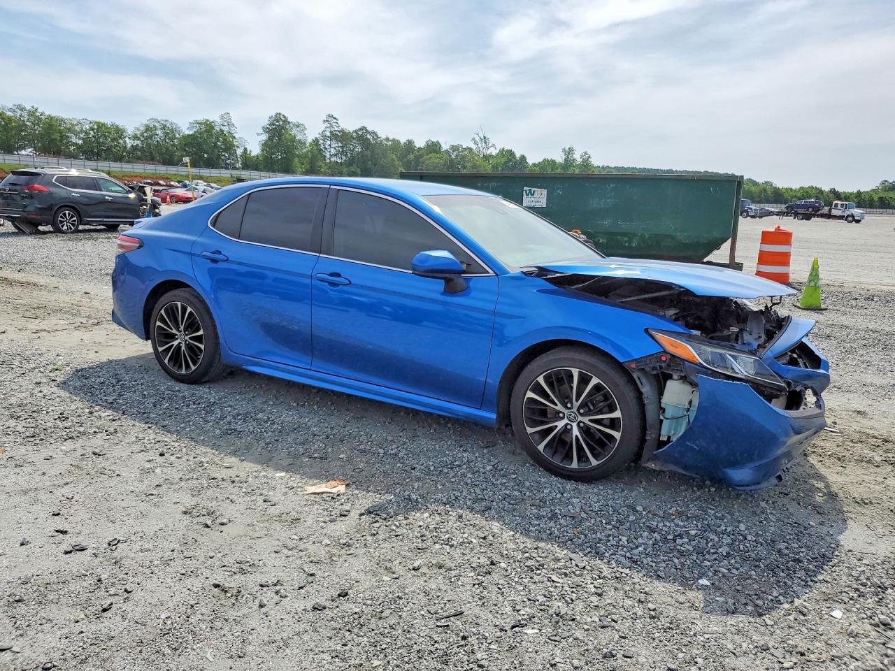 2019 Toyota Camry Se - Фото 4
