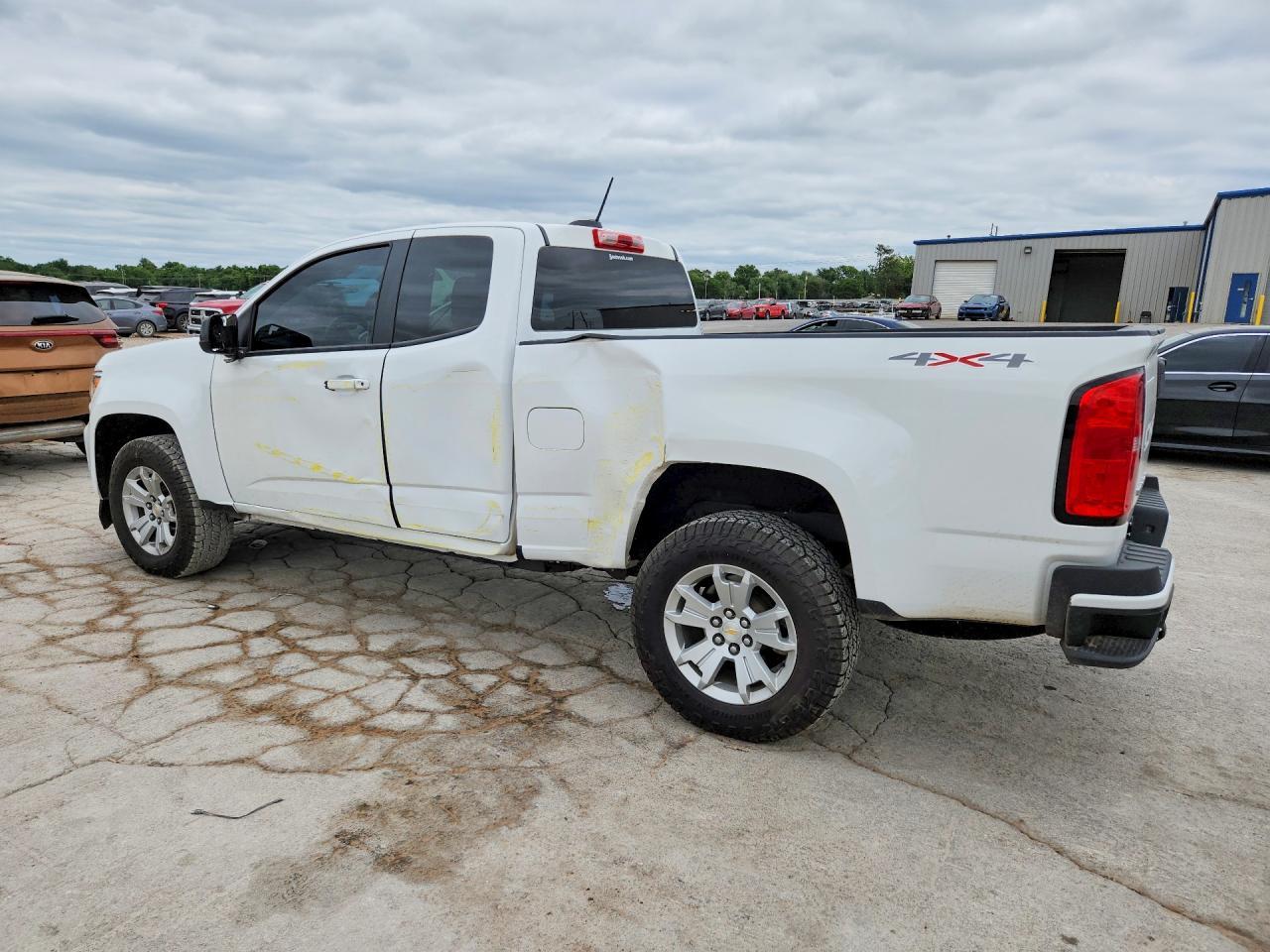 2022 Chevrolet Colorado Lt - Фото 2
