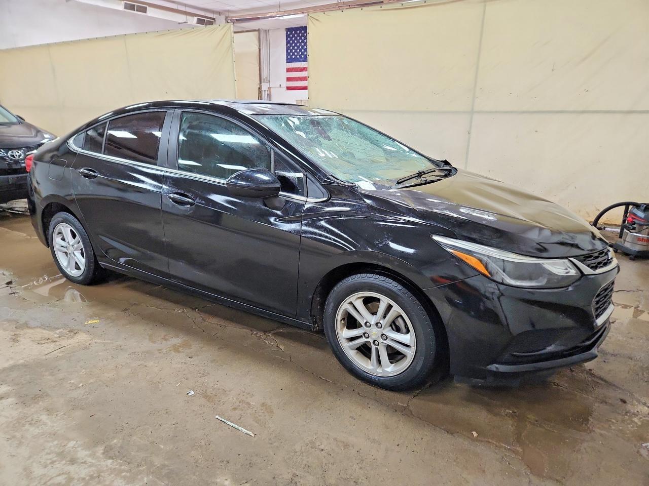 2017 Chevrolet Cruze Lt - Фото 4