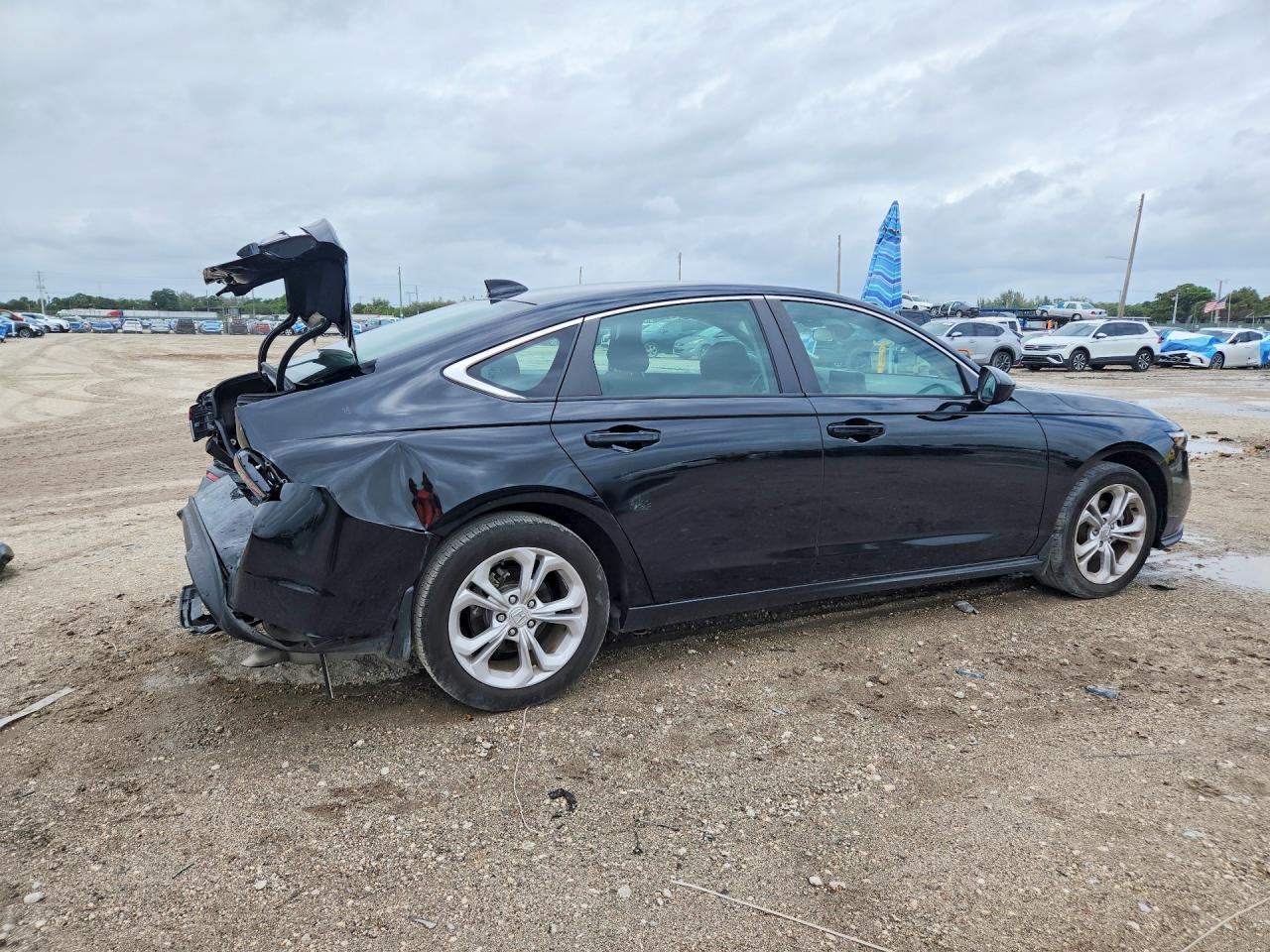 2024 Honda Accord Lx - Фото 3