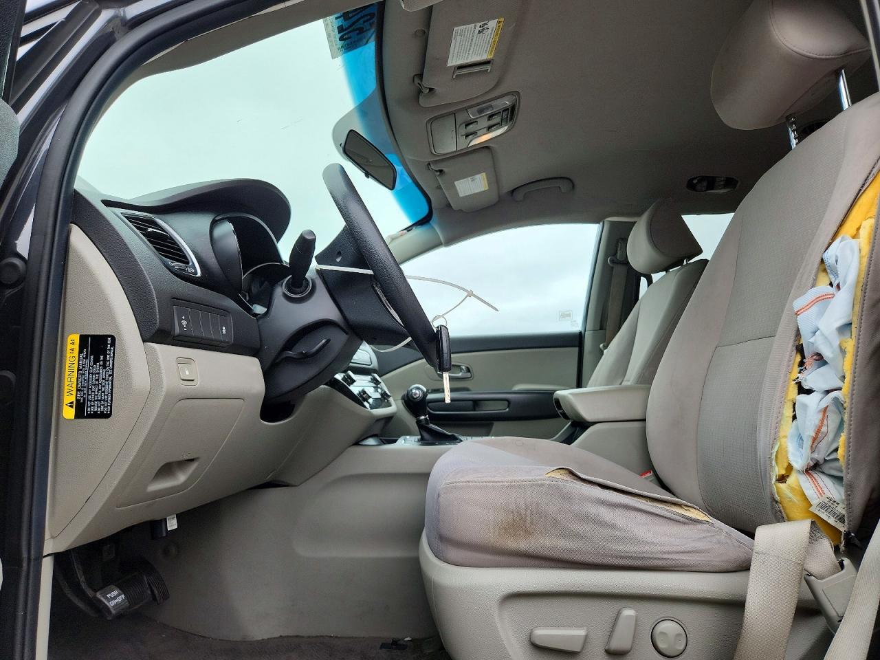 2017 Kia Sedona Lx - Image 7