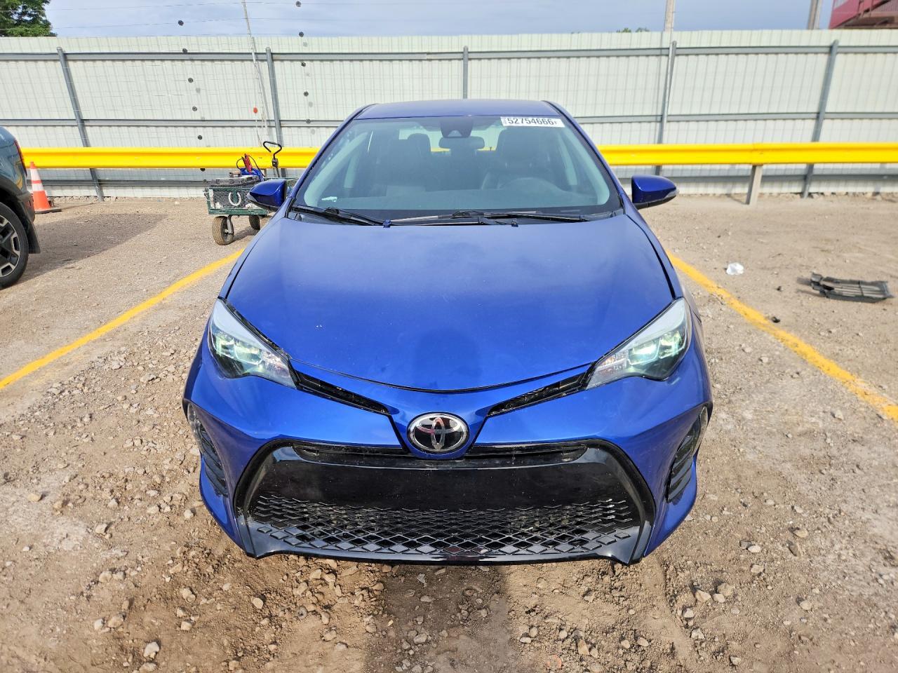2017 Toyota Corolla Se - Image 5