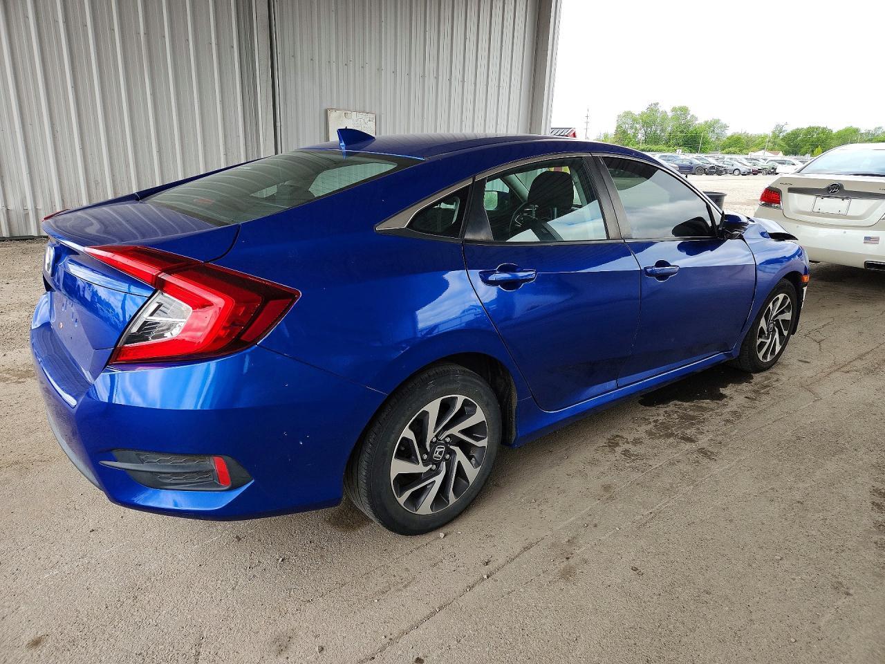 2018 Honda Civic Ex - Image 3