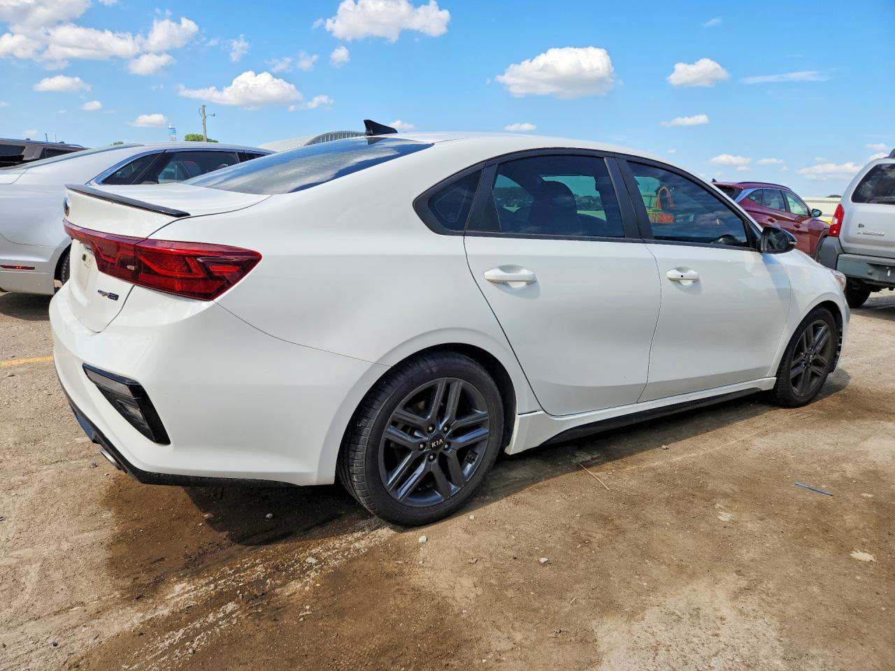 2020 Kia Forte Gt Line - Image 3