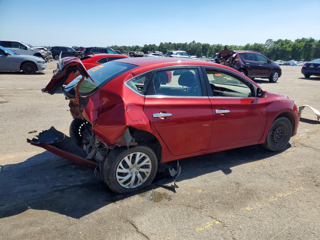 2014 Nissan Sentra S - Фото 3