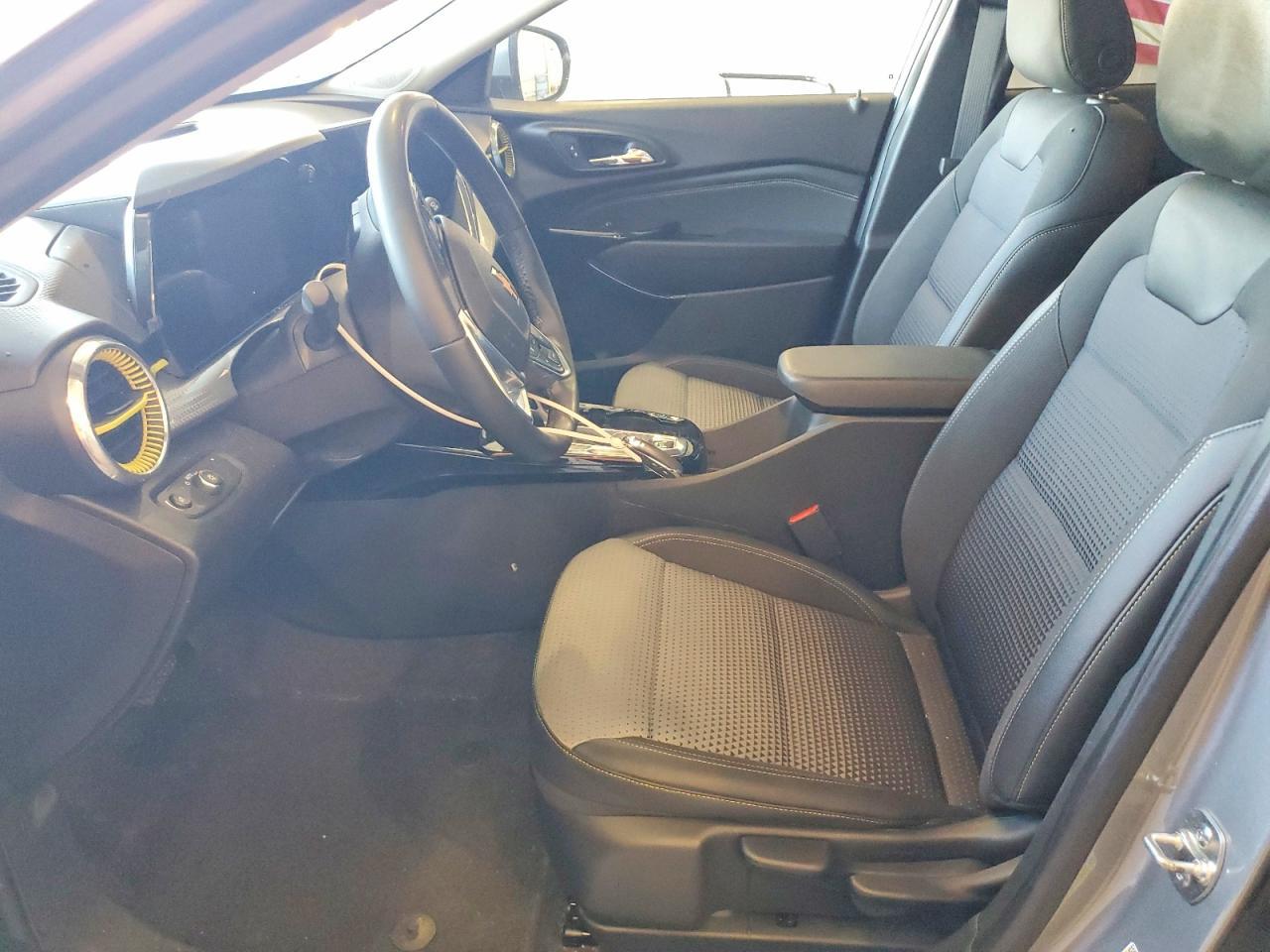 2025 Chevrolet Trax 1Lt - Image 7
