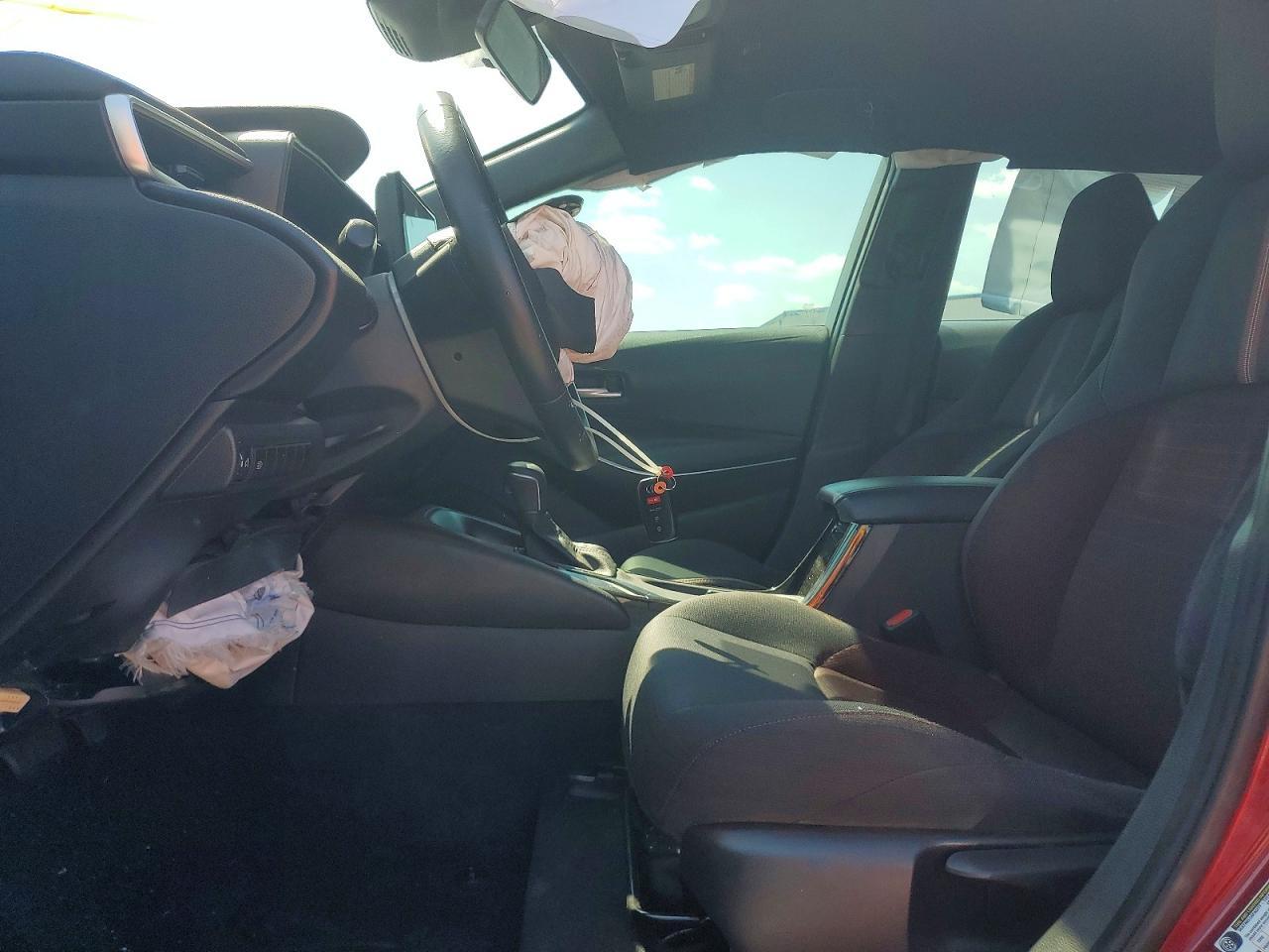 2023 Toyota Corolla Se - Фото 7
