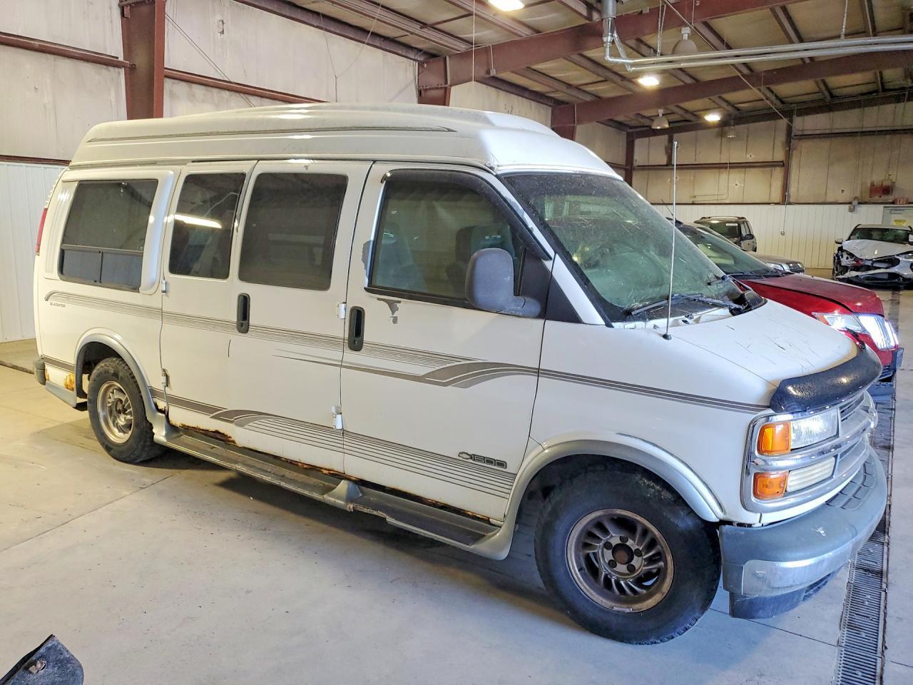 1999 Chevrolet Express Delivery Van - Фото 4