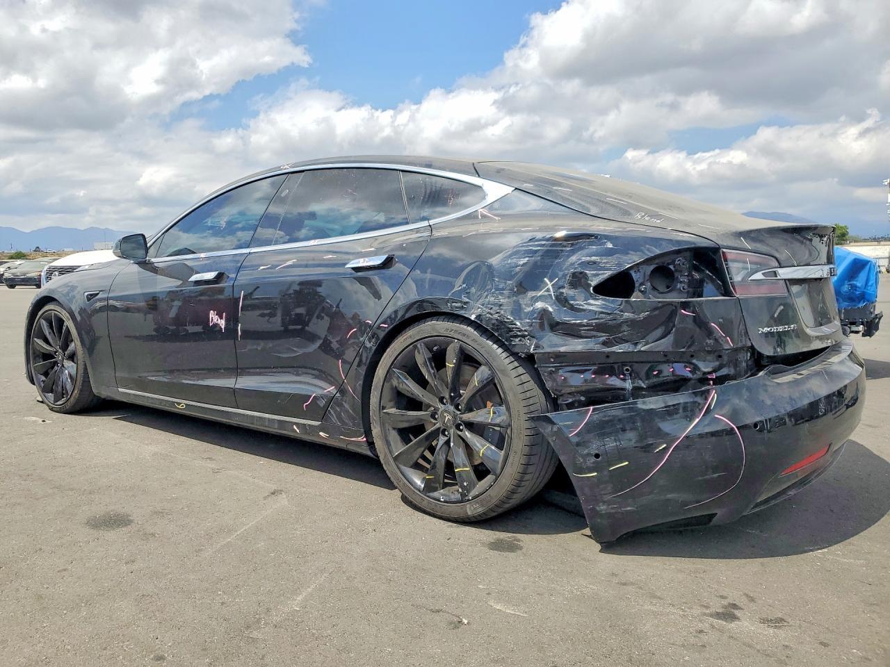2018 Tesla Model S - Фото 2