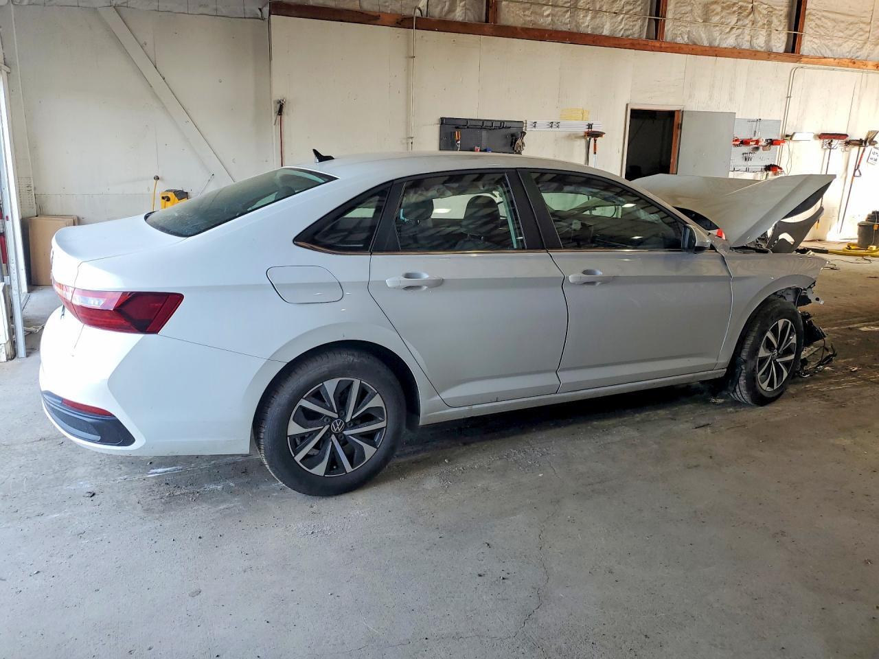 2026 Volkswagen Jetta - Фото 3
