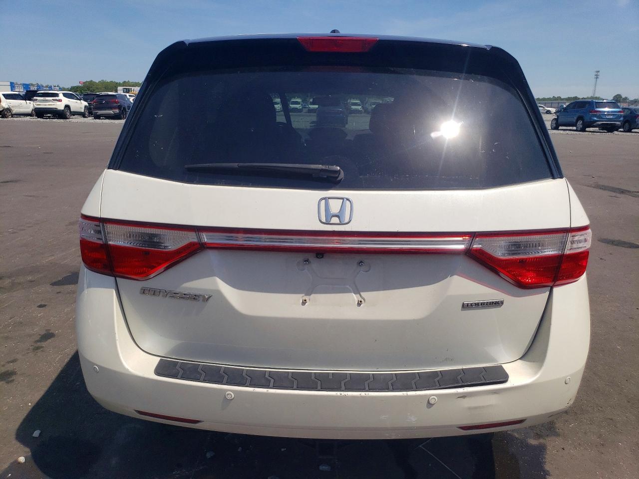 2013 Honda Odyssey Touring - Фото 6