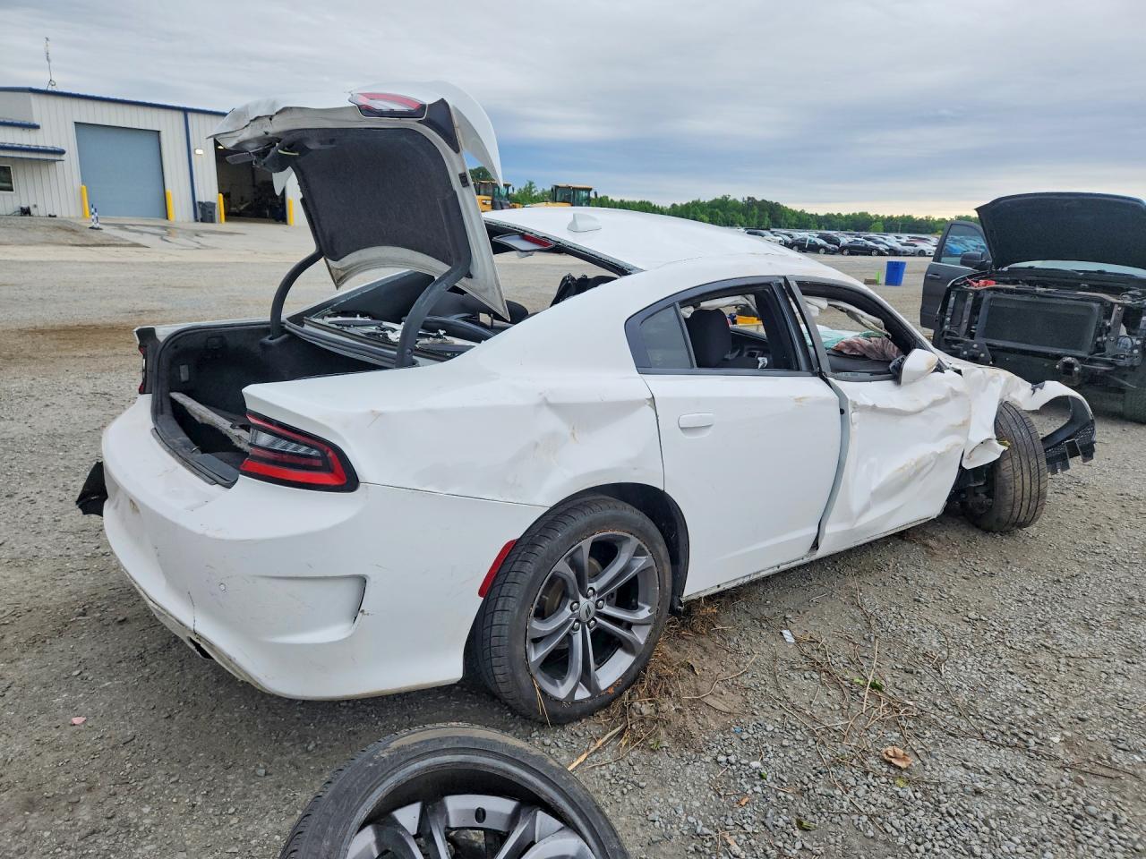 2021 Dodge Charger R - Image 3