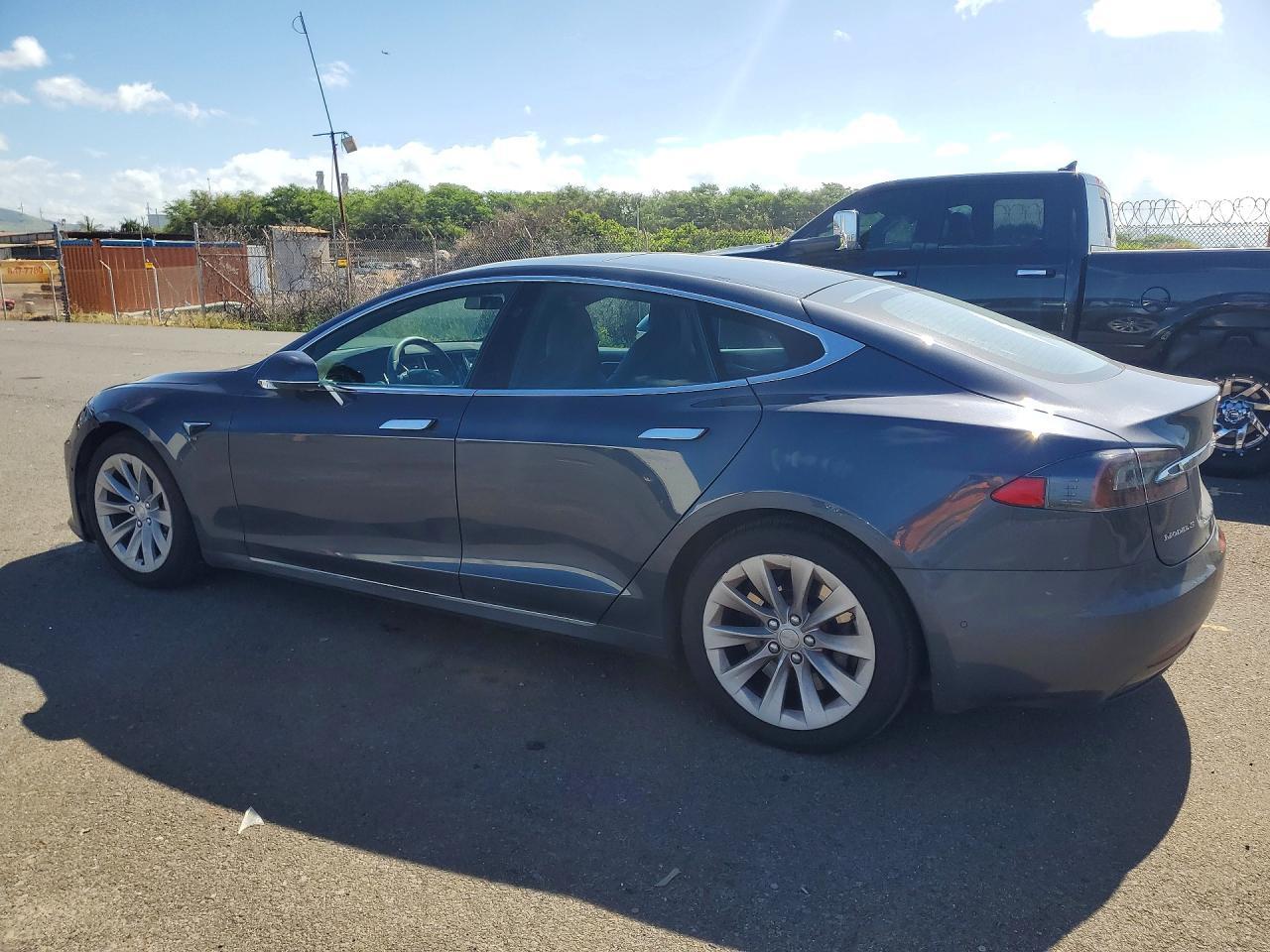 2016 Tesla Model S - Фото 2