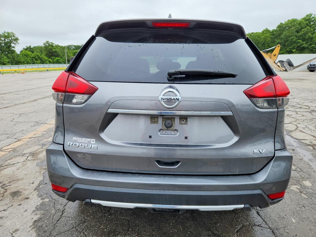 2017 Nissan Rogue Sv - Image 6
