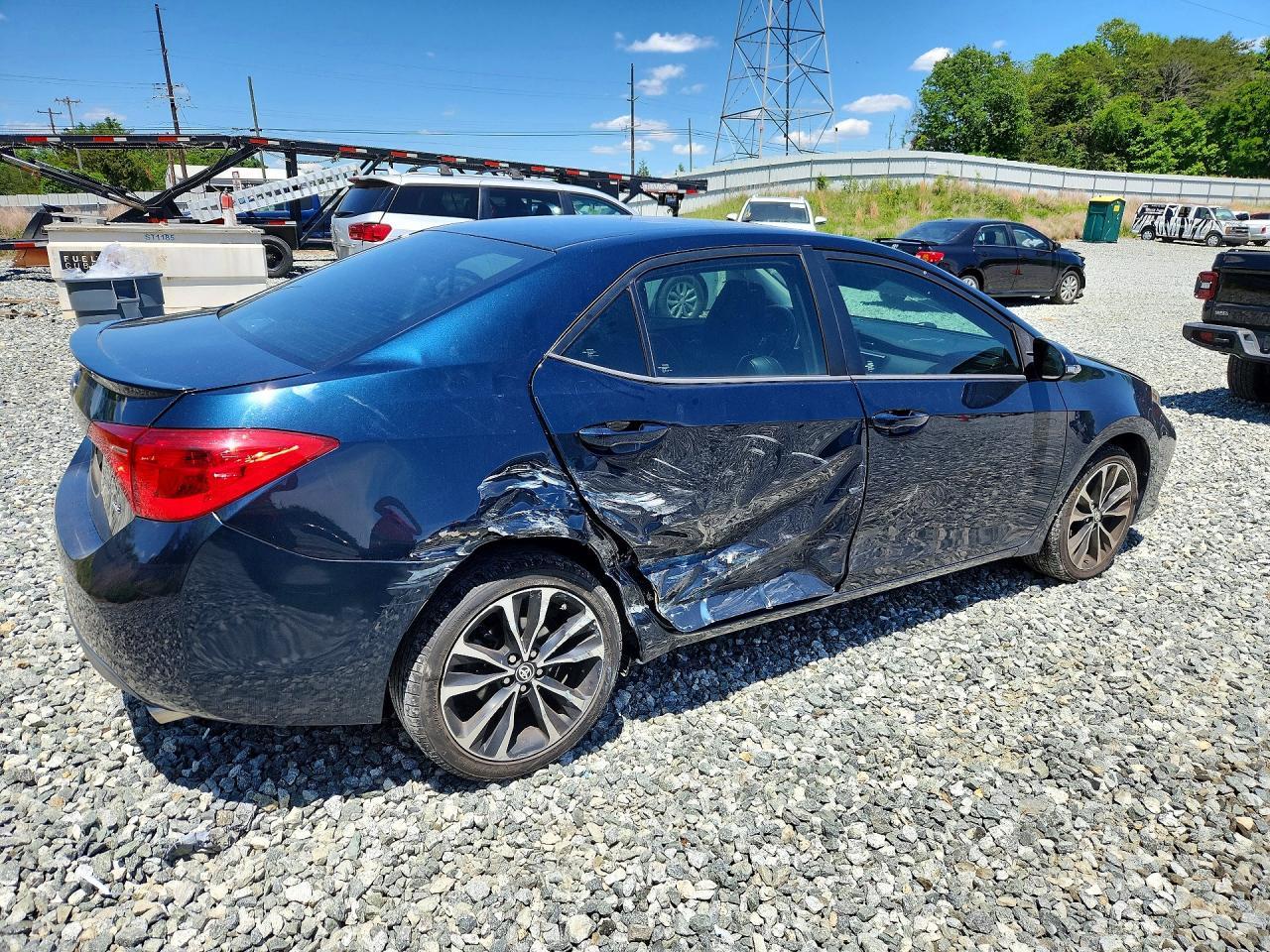 2017 Toyota Corolla Se - Фото 3