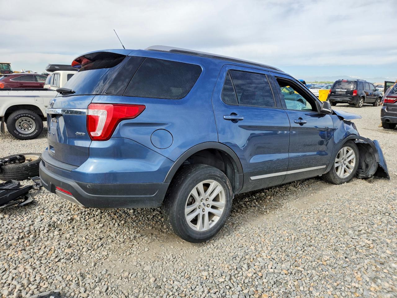 2019 Ford Exp Xlt - Фото 3