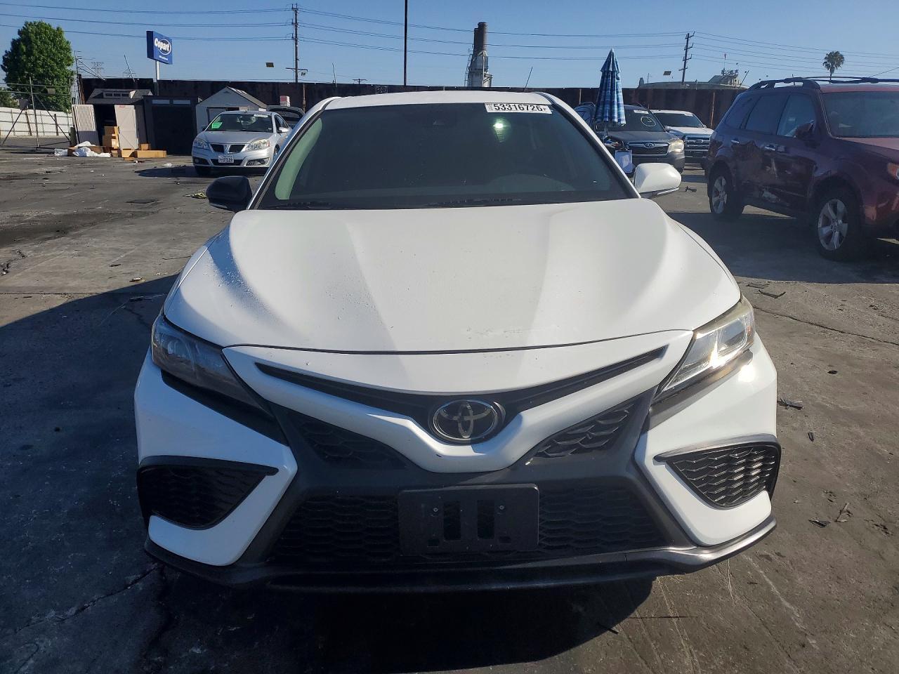 2023 Toyota Camry Se - Фото 5
